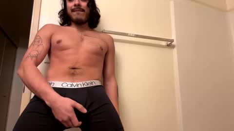 Snapshot of smex_charm chatting on 12/16/25, 09:20 smex_charm online show from 12/16/25, 09:20