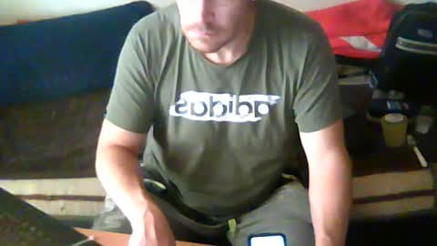 Snapshot of smi35 chatting on 07/20/26, 03:36 smi35 online show from 07/20/26, 03:36