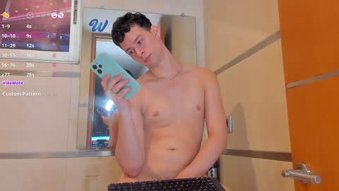 Snapshot of smiith_jade chatting on 12/24/24, 01:16 Jade Smiith online show from 12/24/24, 01:16