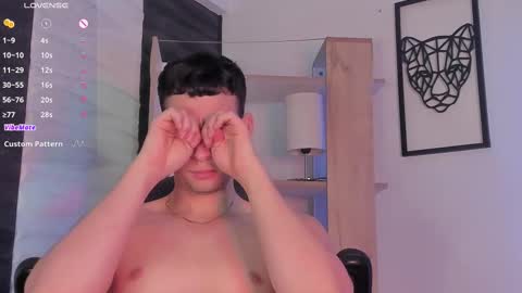 Snapshot of smiith_jade chatting on 02/18/25, 10:14 Jade Smiith online show from 02/18/25, 10:14