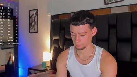 Snapshot of smiith_jade chatting on 09/19/25, 10:32 Jade Smiith online show from 09/19/25, 10:32