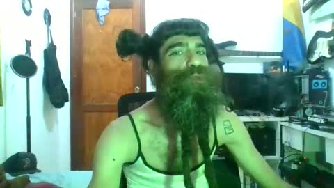 willy online show from 10/28/25, 04:16