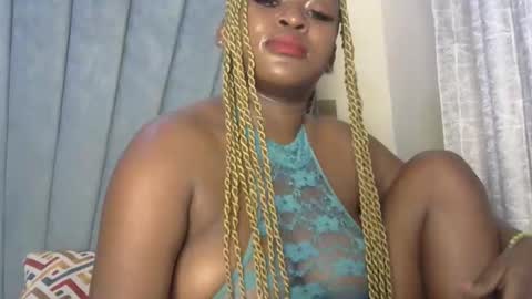 smiley_berry online show from 11/07/25, 11:27