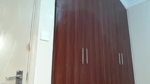 Smiley chocolate online show from 02/02/26, 08:46