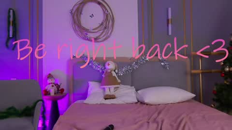 Mia online show from 01/06/25, 08:14