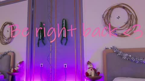 Mia online show from 01/10/25, 08:18