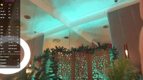 Snapshot of smiley_mia_ chatting on 03/11/26, 05:35 Mia online show from 03/11/26, 05:35