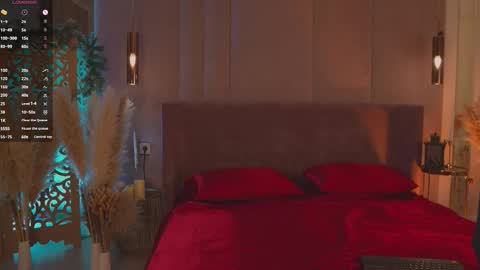 Snapshot of smiley_mia_ chatting on 03/28/26, 05:18 Mia online show from 03/28/26, 05:18