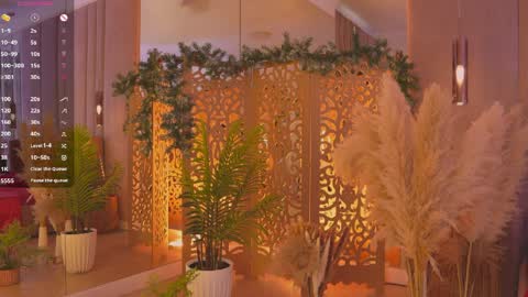 Snapshot of smiley_mia_ chatting on 04/07/26, 05:19 Mia online show from 04/07/26, 05:19