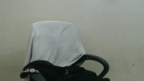Snapshot of smiley_queen99 chatting on 03/30/26, 11:11 smiley online show from 03/30/26, 11:11
