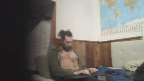 Snapshot of smileydink chatting on 02/05/25, 02:40 smileydink online show from 02/05/25, 02:40