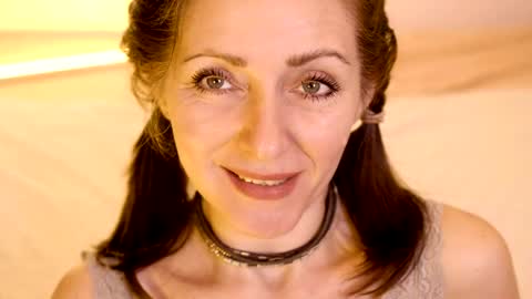 Snapshot of smilinglove chatting on 04/03/26, 09:51 Tati San online show from 04/03/26, 09:51