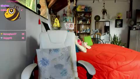 Snapshot of smilingsalor chatting on 04/19/26, 07:16 SmilingSalor online show from 04/19/26, 07:16