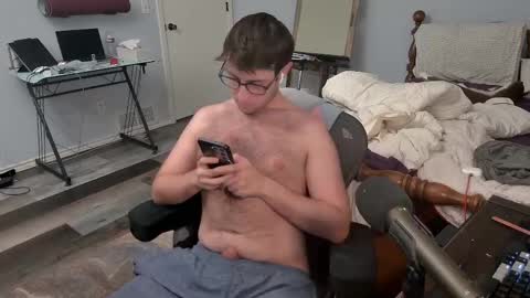 Snapshot of smilingwanker chatting on 02/26/25, 06:37 smilingwanker online show from 02/26/25, 06:37