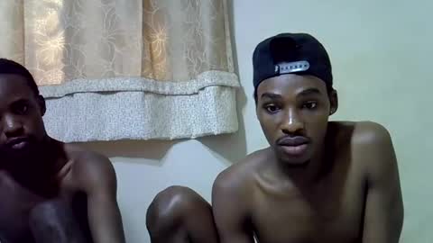 Snapshot of smilzzz chatting on 03/19/26, 08:40 smilzzz online show from 03/19/26, 08:40