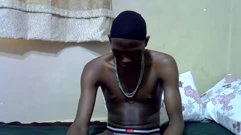 Snapshot of smilzzz chatting on 04/06/26, 12:50 smilzzz online show from 04/06/26, 12:50