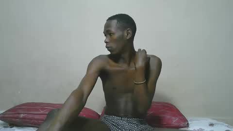 Snapshot of smilzzz chatting on 04/19/26, 04:56 smilzzz online show from 04/19/26, 04:56