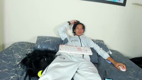 smitt jr online show from 02/09/26, 02:48