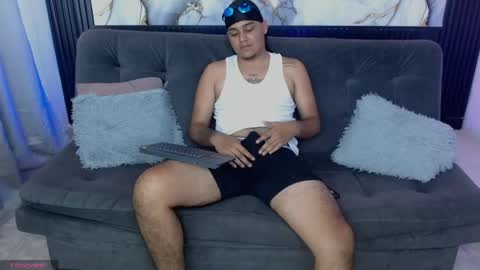 Snapshot of smith_bigcockk chatting on 04/27/26, 07:01 Smith online show from 04/27/26, 07:01