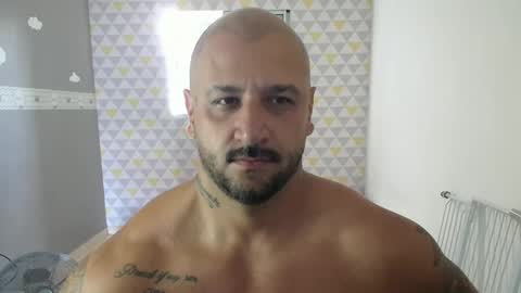 Snapshot of smithduke chatting on 04/22/26, 01:23 smithduke online show from 04/22/26, 01:23