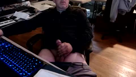 smly online show from 11/25/25, 03:34