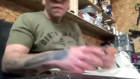 Snapshot of smoke4daddy chatting on 02/19/25, 06:44 Smoke4Daddy online show from 02/19/25, 06:44