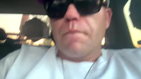 Snapshot of smoke4daddy chatting on 09/14/25, 01:27 Smoke4Daddy online show from 09/14/25, 01:27