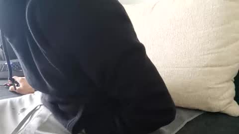 Snapshot of smokeandwatching chatting on 12/26/24, 09:44 Smokeandwatching online show from 12/26/24, 09:44