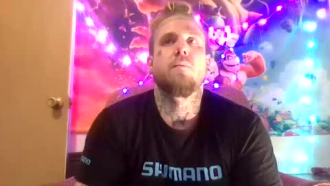 smoke online show from 02/18/25, 02:59