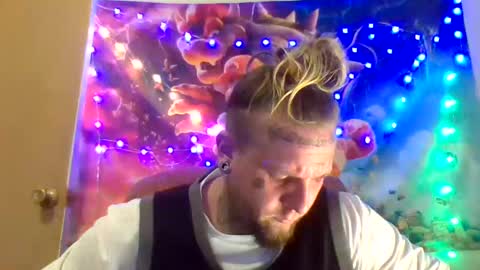 smoke online show from 03/11/25, 05:27