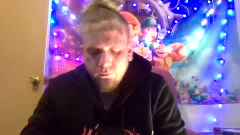 smoke online show from 03/12/25, 01:19