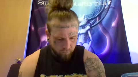 Snapshot of smokebluntafterblunt chatting on 05/14/26, 11:28 smoke online show from 05/14/26, 11:28