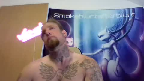 Snapshot of smokebluntafterblunt chatting on 05/26/26, 10:22 smoke online show from 05/26/26, 10:22