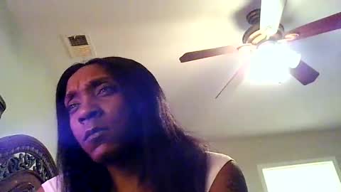 Snapshot of smokegoddess35 chatting on 12/29/24, 08:44 SmokeGoddess35 online show from 12/29/24, 08:44