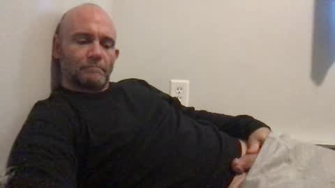 smokenfuk23 online show from 09/30/25, 02:00