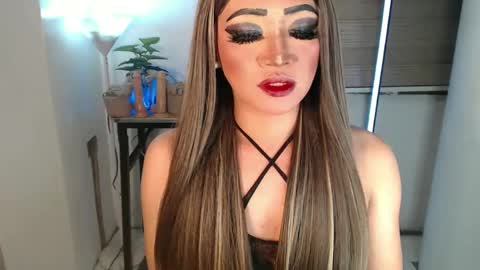 Amanda online show from 02/15/25, 09:48