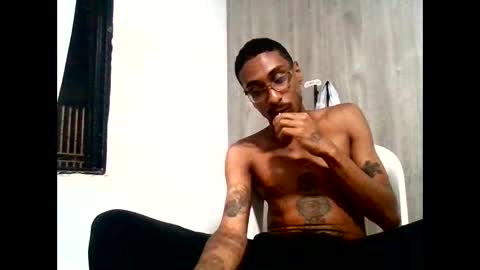 smokepurxxx online show from 04/17/26, 04:37