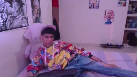 Snapshot of smoker00teddybear chatting on 12/07/24, 10:12 teddy online show from 12/07/24, 10:12