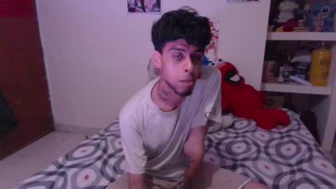 Snapshot of smoker00teddybear chatting on 01/25/25, 07:49 teddy online show from 01/25/25, 07:49