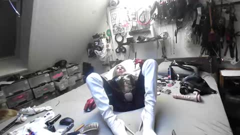 smokeslut365 online show from 03/04/25, 12:29