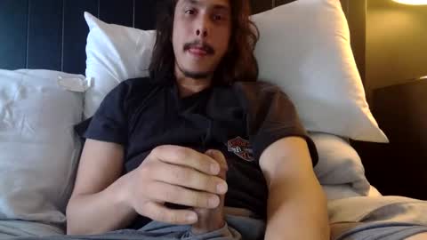 Snapshot of smokestar1991 chatting on 02/11/26, 02:44 SmokeStar online show from 02/11/26, 02:44