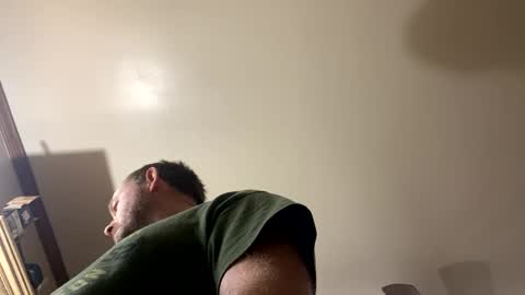 Snapshot of smokeymt420 chatting on 01/24/25, 07:18 smokeymt420 online show from 01/24/25, 07:18