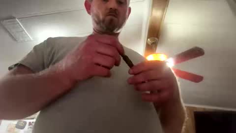 Snapshot of smokeymt420 chatting on 11/04/25, 06:34 smokeymt420 online show from 11/04/25, 06:34