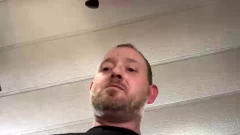 Snapshot of smokeymt420 chatting on 01/13/26, 03:12 smokeymt420 online show from 01/13/26, 03:12