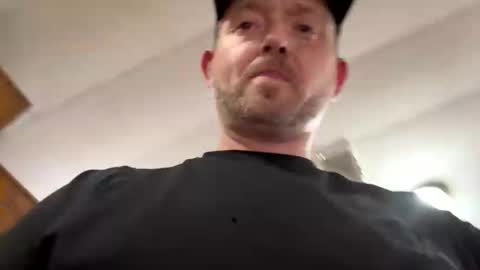 Snapshot of smokeymt420 chatting on 01/14/26, 06:08 smokeymt420 online show from 01/14/26, 06:08