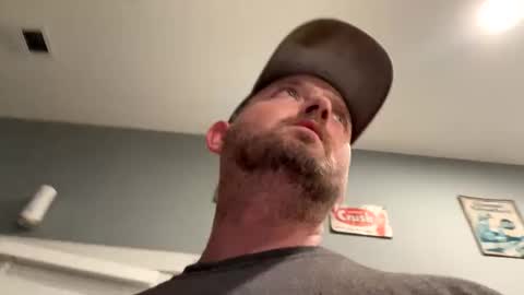 Snapshot of smokeymt420 chatting on 03/11/26, 05:02 smokeymt420 online show from 03/11/26, 05:02