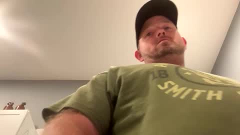 Snapshot of smokeymt420 chatting on 04/07/26, 03:29 smokeymt420 online show from 04/07/26, 03:29