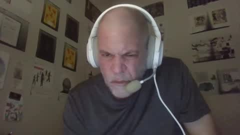 Snapshot of smokeythebarbarian chatting on 01/22/25, 08:51 smokeythebarbarian online show from 01/22/25, 08:51