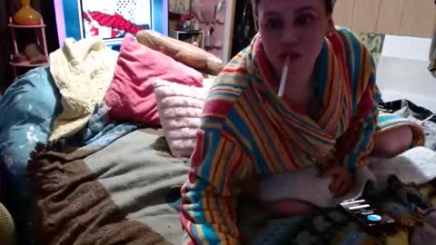 DIAN dee-ann online show from 12/22/25, 06:49