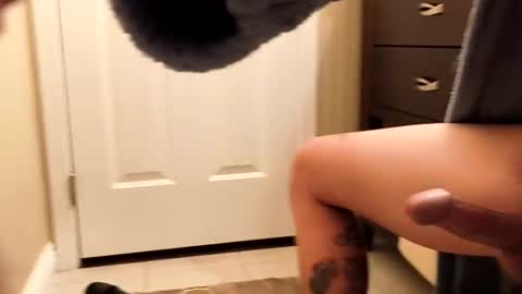 Snapshot of smokysmilez chatting on 12/01/25, 05:34 SmokeySmilez online show from 12/01/25, 05:34